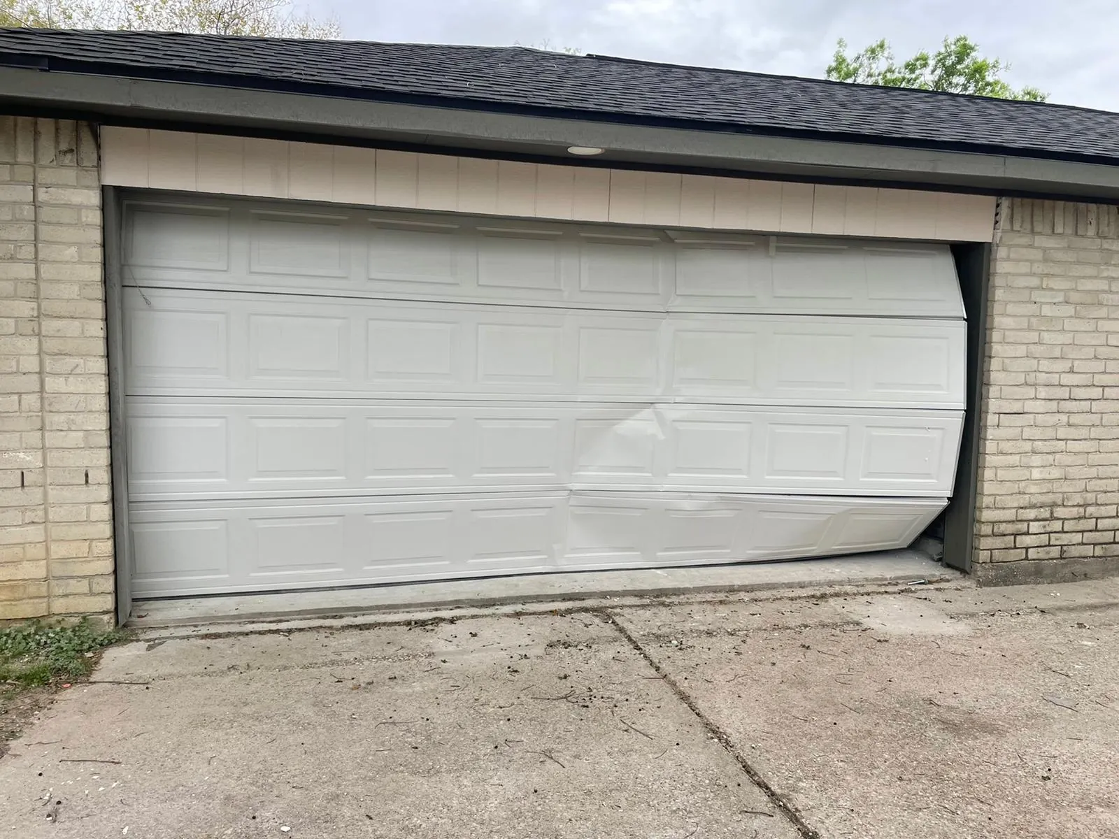 24/7 Emergency Garage Door Repair Katy TX | After Hours Service - Lemus Garage Door Services Katy TX