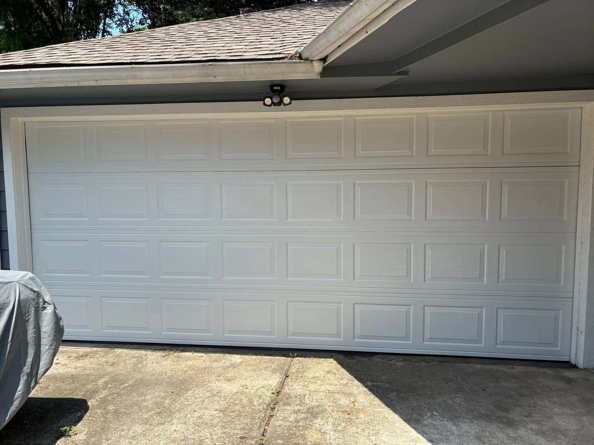 # Unlock the Best Garage Door Service in South Houston When it comes to protecting your home or business, the garage... - Lemus Garage Door Services Katy TX
